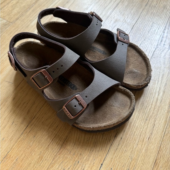 Kids Birkenstocks size 31 (13-13 1/2) - Picture 1 of 6